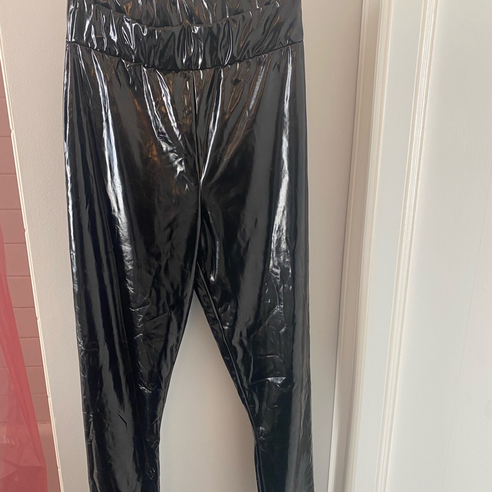 Faux patent leather leggings